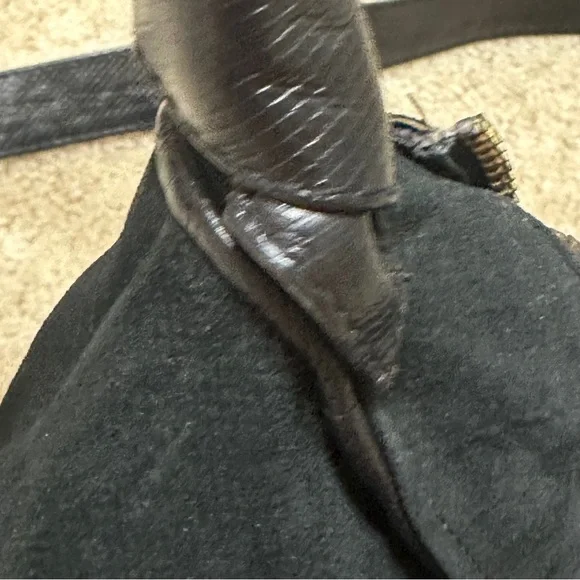 ✨BOGO 1/2 ✨ Rare Vintage Bottega Veneta suede handbag black - Picture 7 of 16